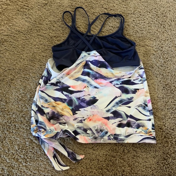Athleta swim top size m - Picture 3 of 4